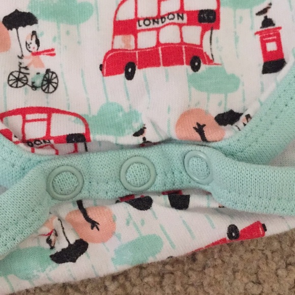 London Onesie - Picture 4 of 4